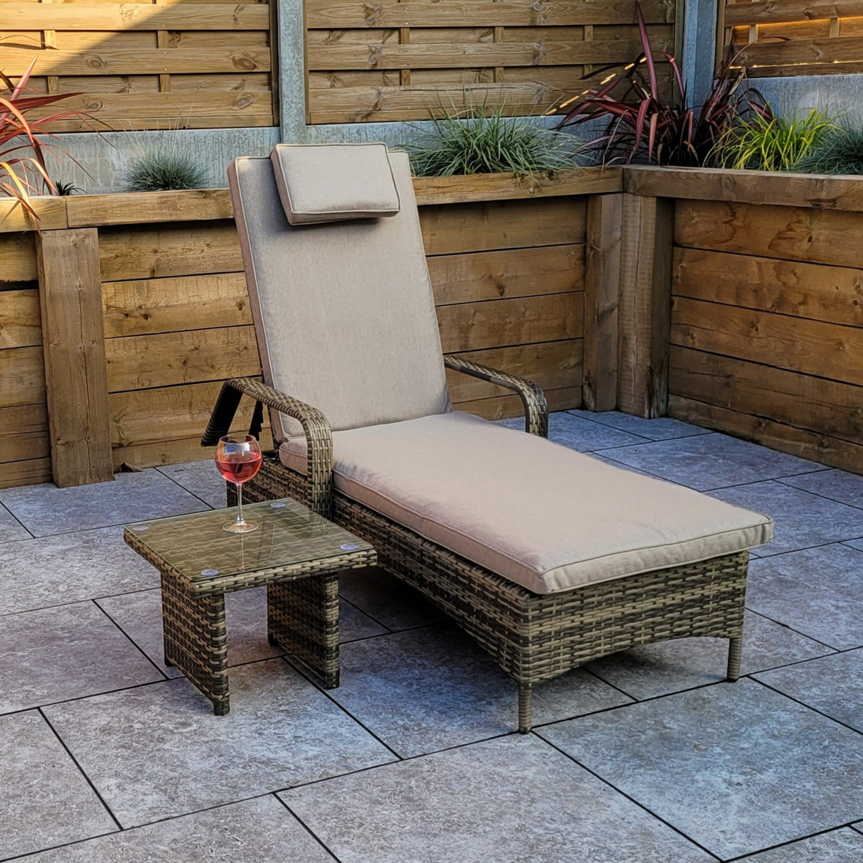 Signature Weave Savannah Single Sunbed with Glass Top Side Table - Nature Brown