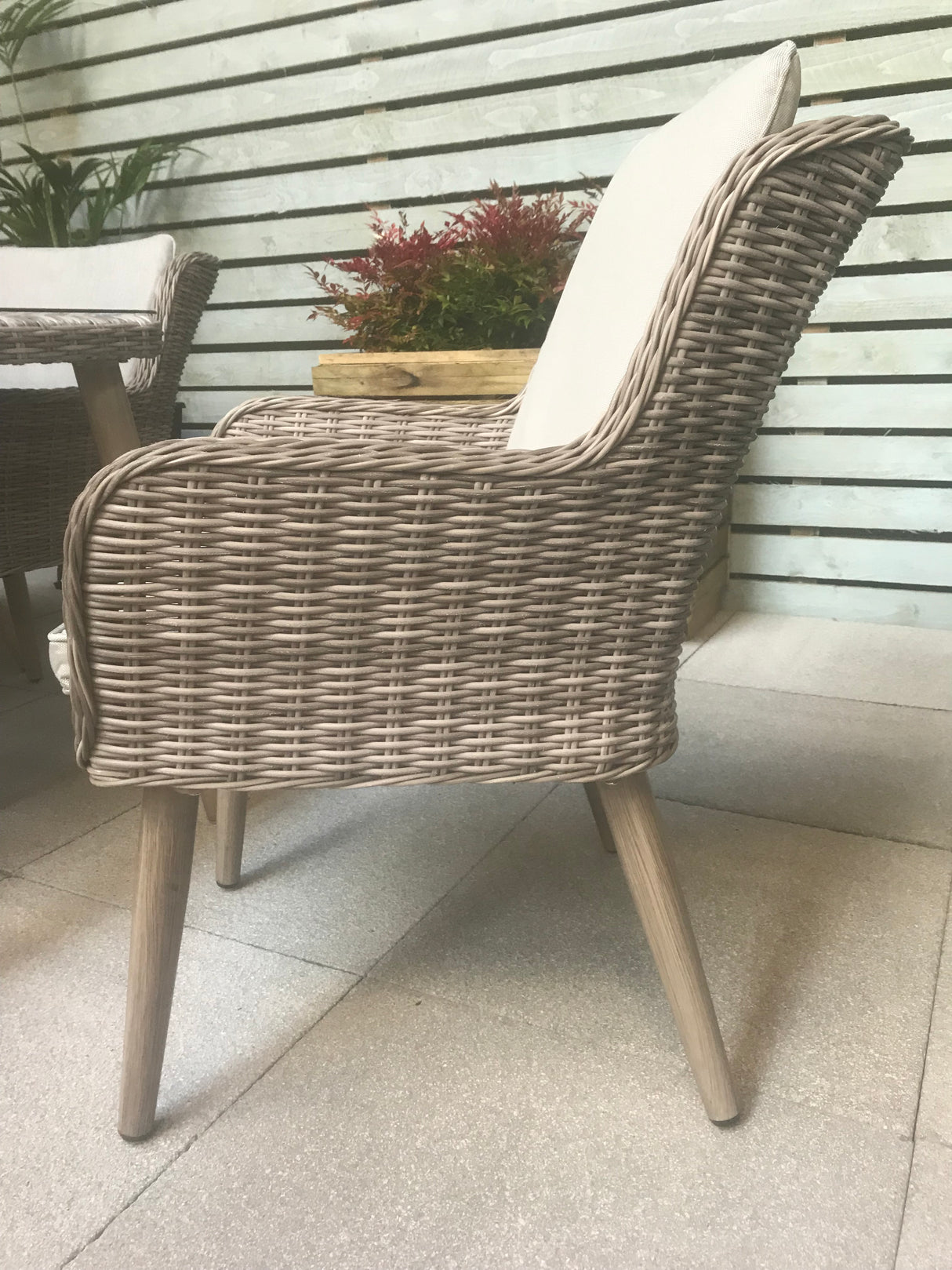 Signature Weave Danielle 6-Seat Dining Table Set with 6 Chairs and Rectangular Glass Top Table