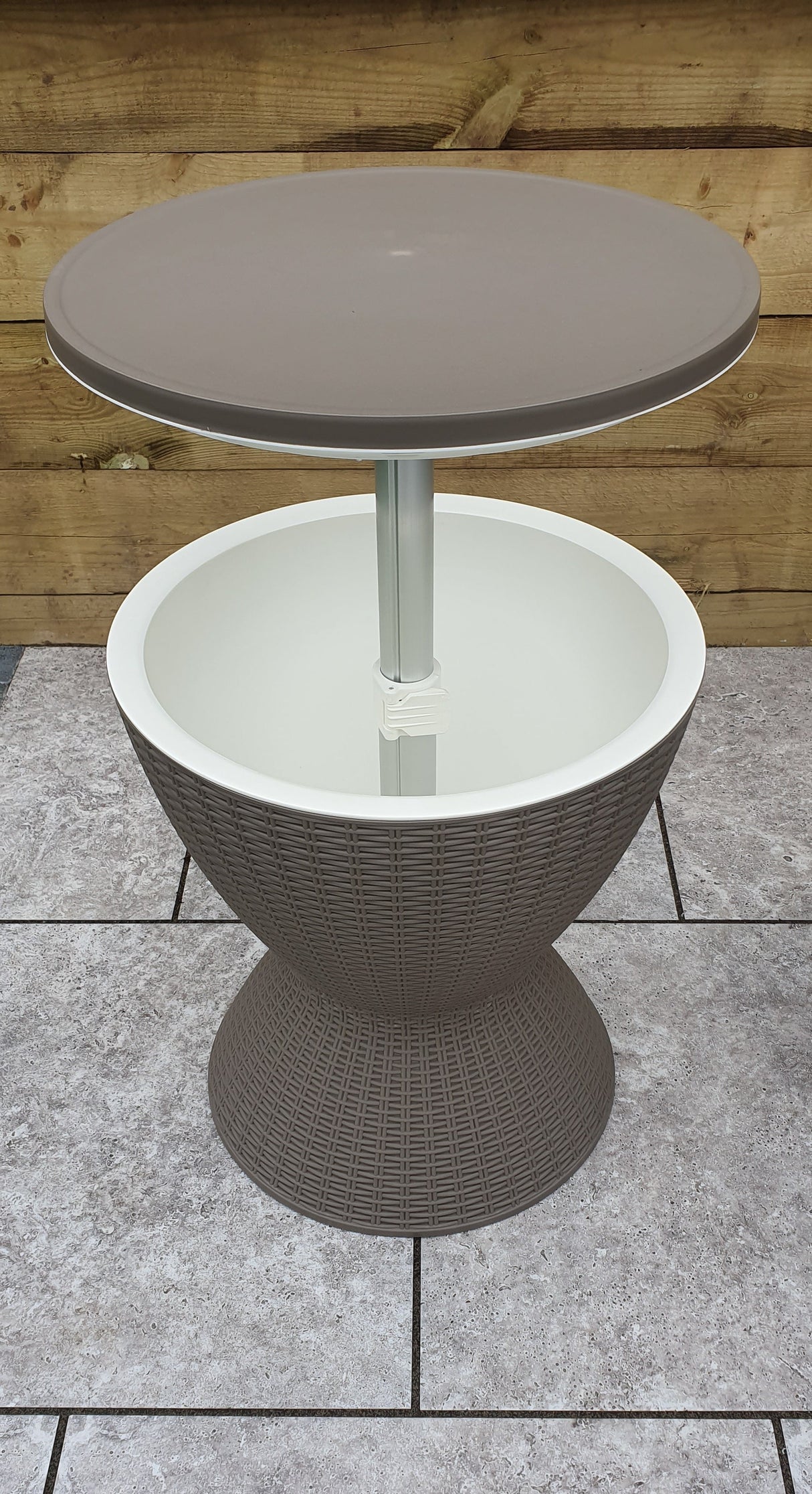 Signature Weave Cone-Shaped Ice Bucket Table