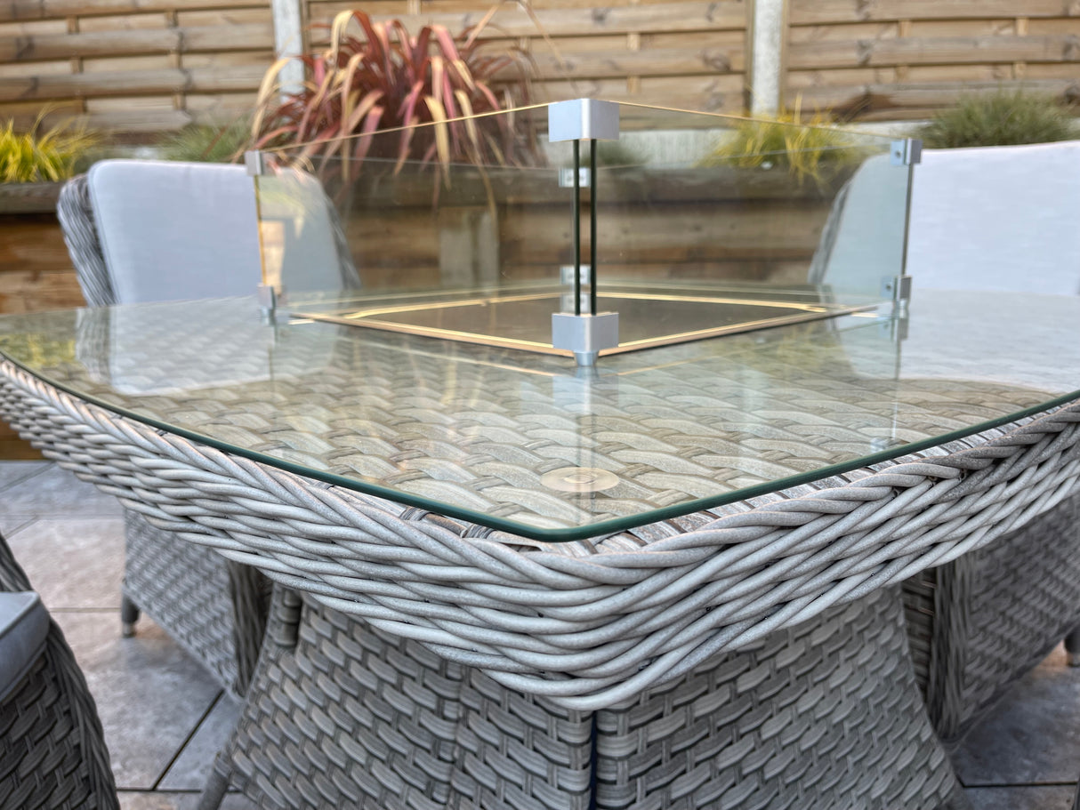 Signature Weave Edwina Four-Seat Square Gas Firepit Dining Set with 4 Dining Chairs – 3 Wicker Special Grey Weave