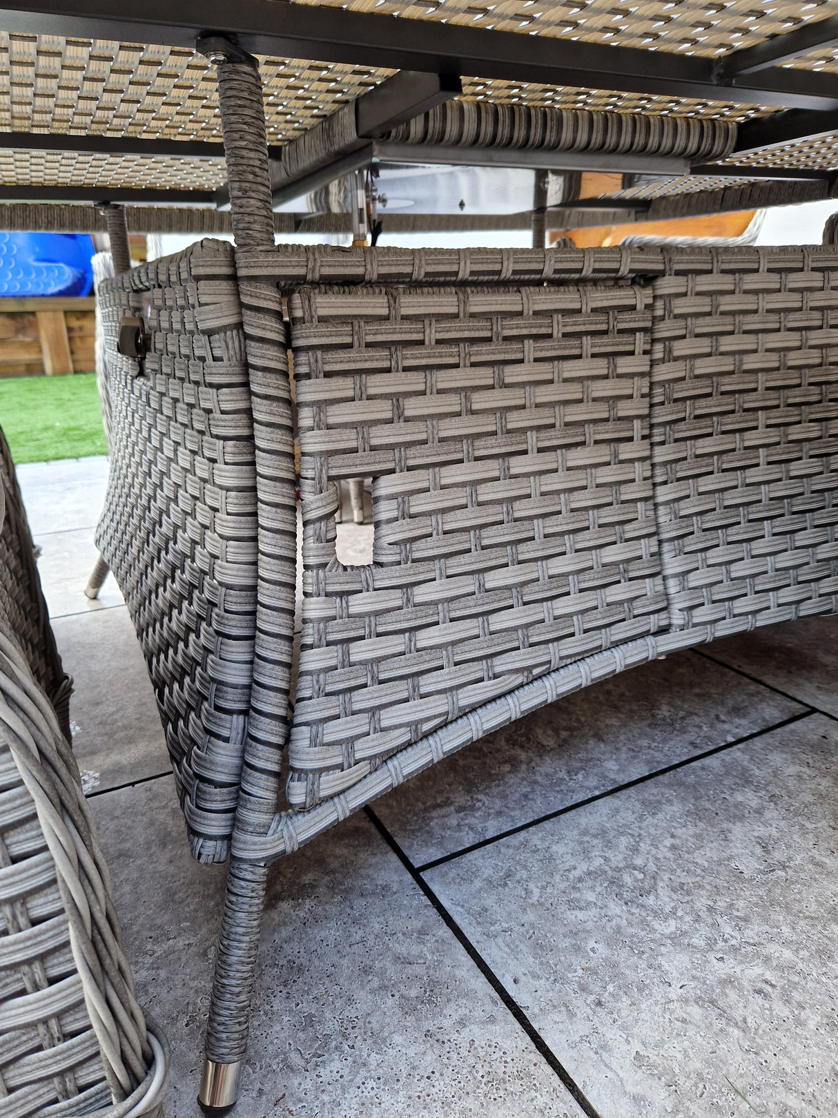 Signature Weave Edwina Eight-Seat Square Gas Firepit Table – 3 Wicker Special Grey Weave